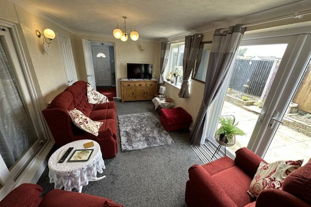 The Glebe, Hemsby, GREAT YARMOUTH - Photo 1