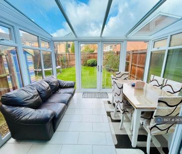 3 bedroom semi-detached house to rent - Photo 1