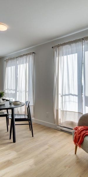Appartement Huntingdon � Louer - Photo 1