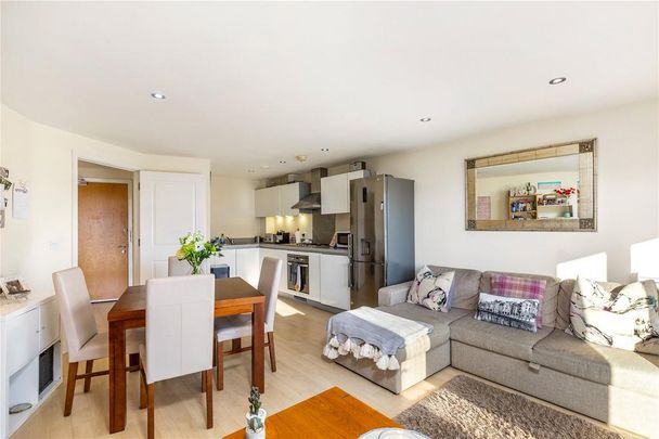 1 bedroom apartment to rent - Photo 1