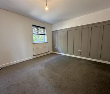 2 bedroom semi-detached house to rent - Photo 5