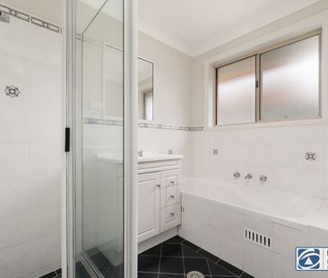 Comfortable Living with Practical Space and Convenience - Photo 2