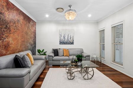 5 Silverbirch Place, Bridgeman Downs QLD 4035 - House For Rent | Domain - Photo 2