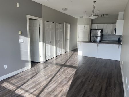 32115 George Ferguson Way apartment — Abbotsford, BC (1-Bedroom) - 1 Bedroom - Photo 5