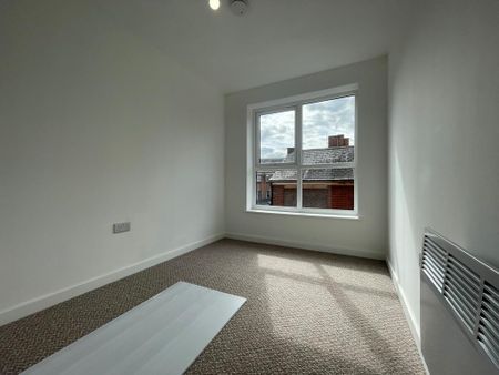 2 bedroom apartment to rent - Photo 2