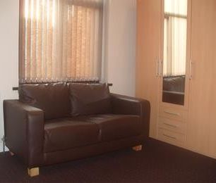 2 Bed - Temple Street, Emm Lane, Bd9 - Photo 2