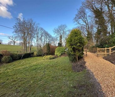 A wonderful 3 bedroom detached property to rent at Welford, approxi... - Photo 2