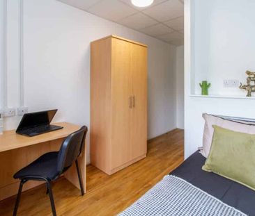 Bronze Plus Ensuite - Photo 6