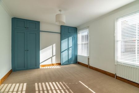 2 bedroom terraced house to rent - Photo 3
