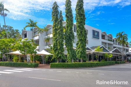 2 BEDROOM : 1 BATHROOM : FULLY FURNISHED : RESORT STYLE LIVING : CLOSE TO TOWN & BEACH - Photo 3