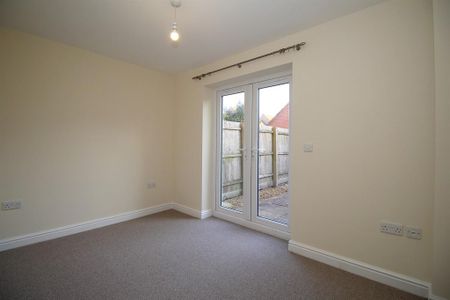 3 bedroom townhouse to rent - Photo 3