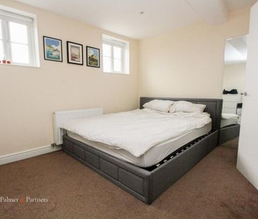 2 bedroom penthouse to rent - Photo 5