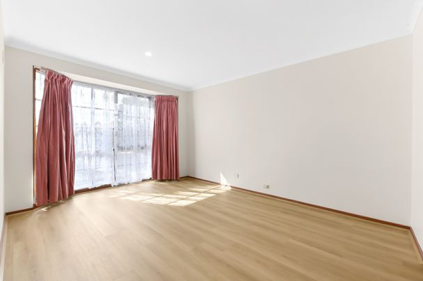 16 Lauren Drive, Hampton Park VIC - Photo 1