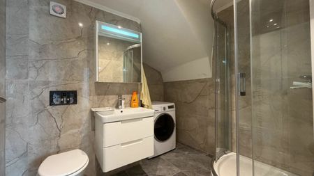Helle 5-Zimmer-Maisonettewohnung mit grosser Terrasse in Gelterkinden - Foto 5