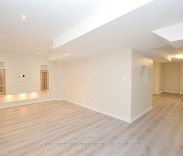 For Lease - 2343 Pine Glen Road, Oakville, Ontario - Photo 3