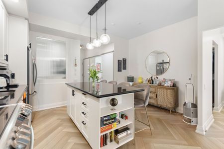 For Lease - 20 Scrivener Square Unit# 305, Toronto, Ontario - Photo 5