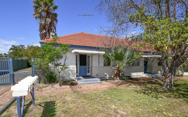 One Bedroom Unit in Central Mandurah - Photo 1