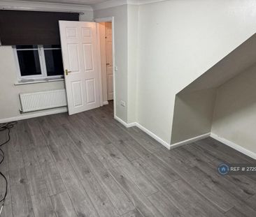 3 bedroom detached house to rent - Photo 2