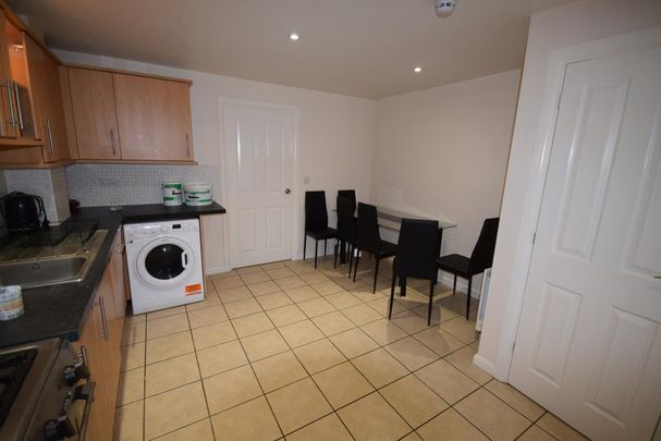 5 bedroom apartment to rent - Photo 1