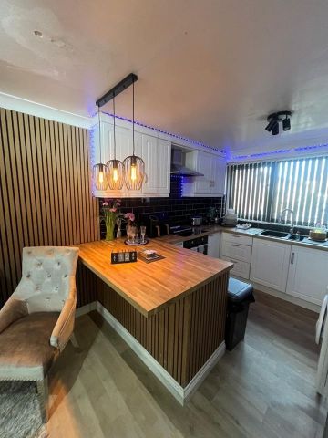 Room in a Shared House, Disraeli Gardens, LS11 - Photo 4