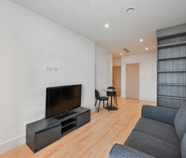 Studio to rent - Photo 3