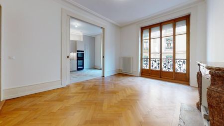 Magnifique 5 pièces de standing dans le quartier des Banques - Photo 2