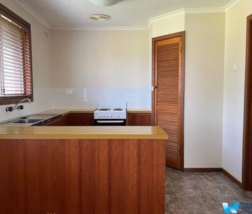 TWO BEDROOM UNIT IN QUIET LOCATION - Photo 2