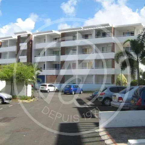 A LOUER 740 € Appartement 2 pièces 36 m² 97139 ABYMES - Photo 2