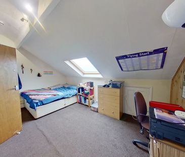 Brudenell Grove, Hyde Park - Photo 2