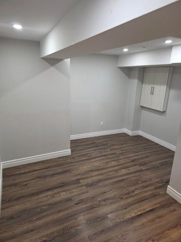 For Lease - 4 Tansley Crescent, Ajax, Ontario - Photo 3