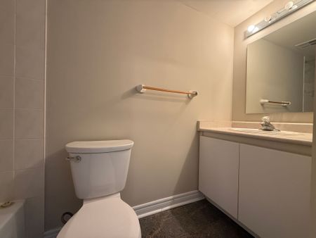 For Lease - 228 St George Street Unit# 7, Toronto, Ontario - Photo 3