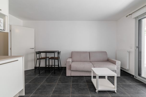 Location Appartement 1 pièce 24m² NICE 06100 - Photo 1