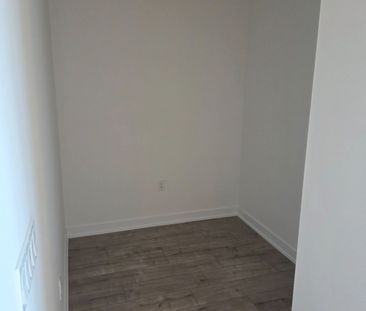 For Lease - 500 Plains Road, Burlington, Ontario - Photo 1