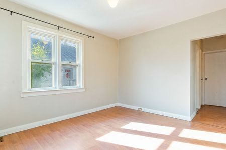 For Lease - 115 Stewart Street, Oakville, Ontario - Photo 3