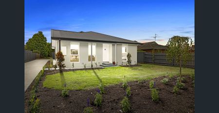 Coastal and Stylish - Photo 4