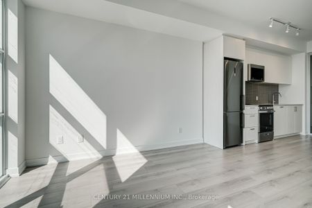 For Lease - 1787 St. Clair Avenue Unit# 312, Toronto, Ontario - Photo 5