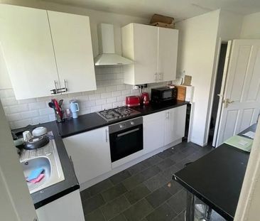 1 bedroom house of multiple occupation to rent - Photo 2