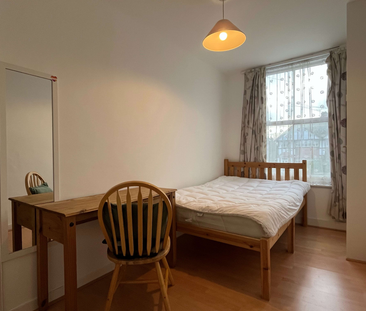 Whitstable Road Room 3 - Photo 1