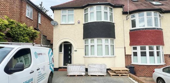 3 bedroom semi-detached house to rent - Photo 2