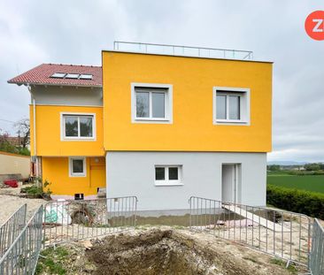 Erstklassige 5 Zimmerwohnung - mit Küche und Balkon - ERSTBEZUG nach Sanierung - Photo 1