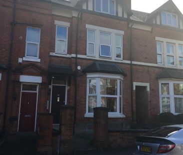1 bedroom in a house share to rent - Photo 3