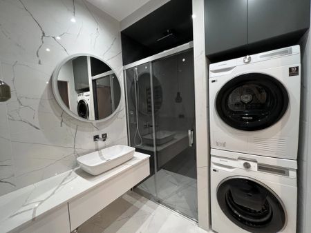 Nowoczesny, luksusowy apartament Capital Towers - Zdjęcie 3