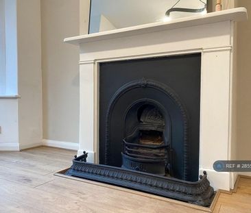 2 bedroom end of terrace house to rent - Photo 3