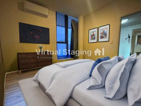 SPACIOUS APARTMENT IN PRIME LOCATION - Photo 3
