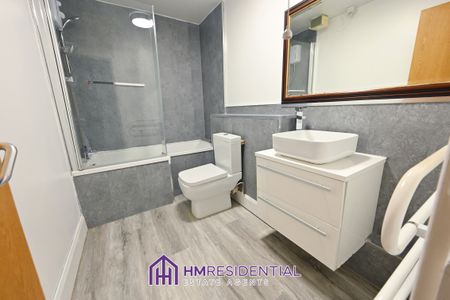 2 bedroom Apartment for rent on Mariners Wharf, Quayside, Tyne and Wear, NE1 2BJ - Photo 3