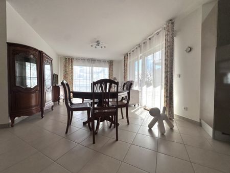 Location Appartement 3 pièces 70m² CEYRAT 63122 - Photo 2
