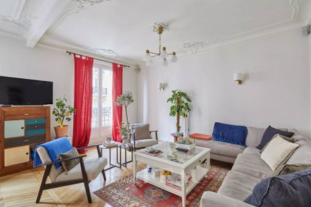 Location appartement, Paris 7ème (75007), 4 pièces, 103.05 m², ref 85310820 - Photo 2