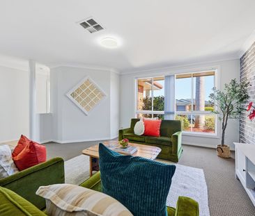 Feel Good, Spacious Home In Emerald Downs Estate - Photo 4