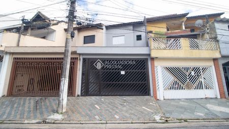 Sobrado com 3 quartos e 150m² para alugar em Demarchi, São Bernardo do Campo. - Photo 3
