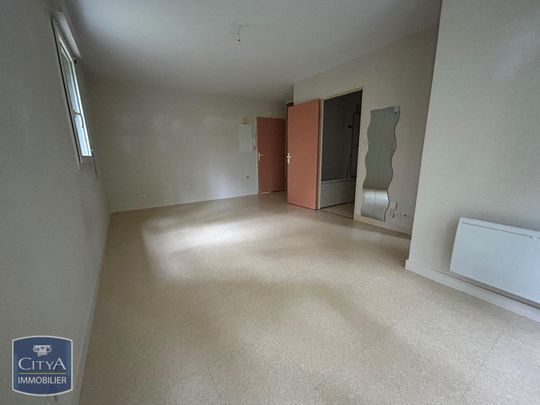 Location Appartement 1 pièce 30m² POITIERS 86000 - Photo 1